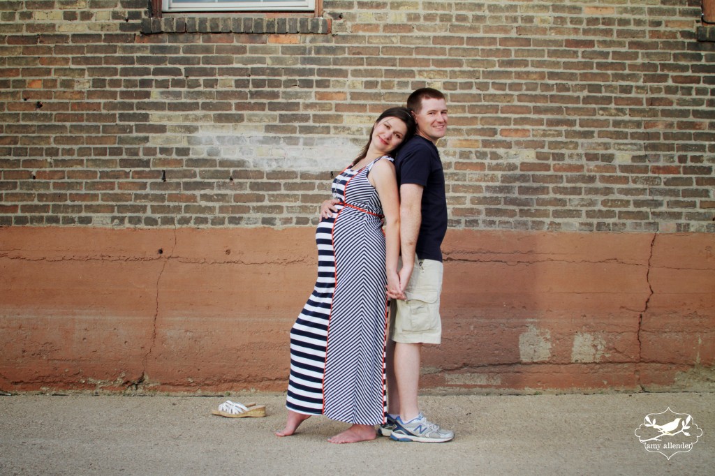 Maternity Portraits with Brick background