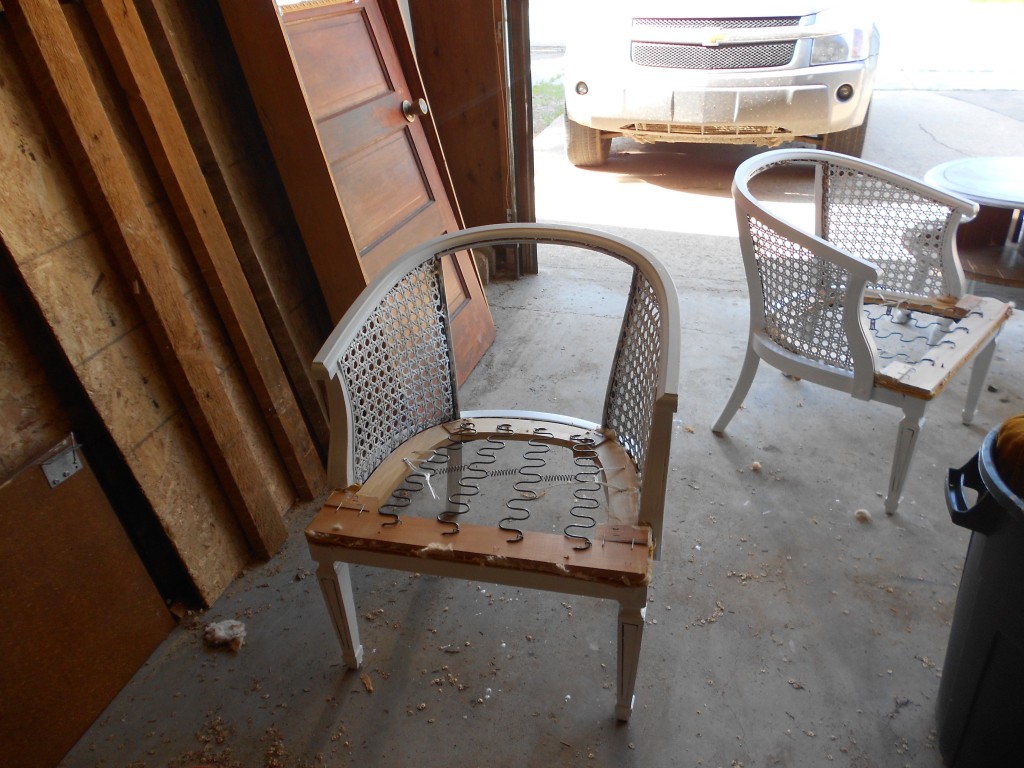 Reupholster a chair for outdoor use