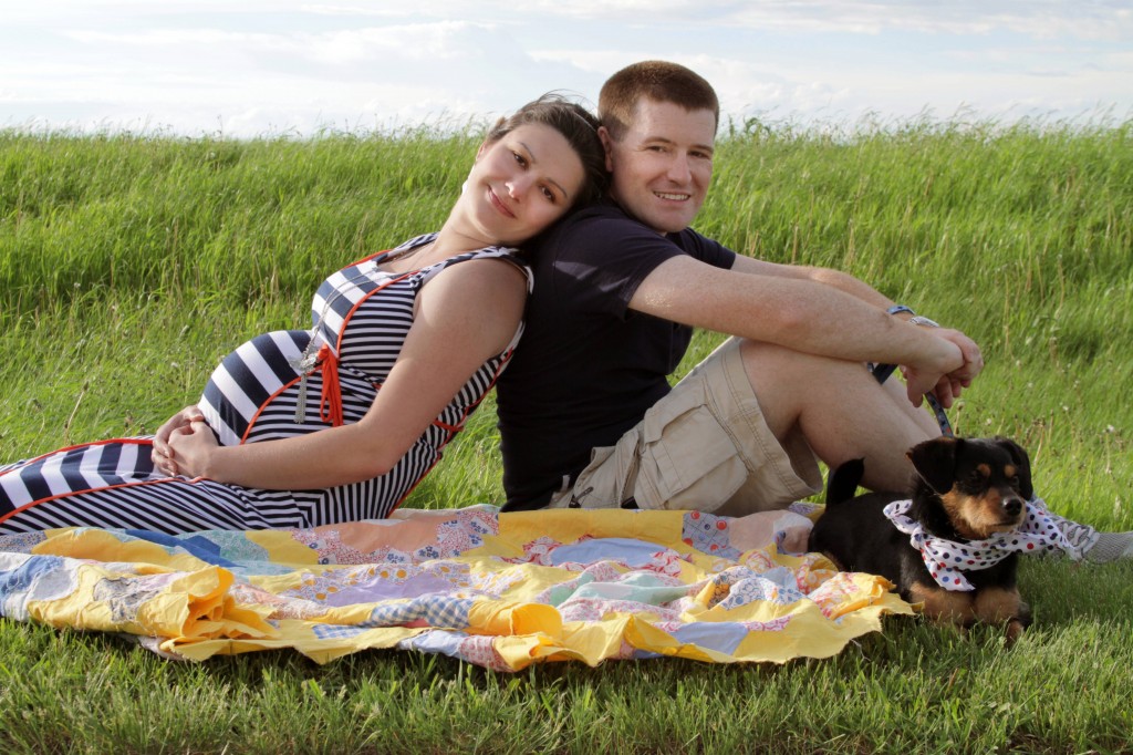 Outdoor Maternity Session