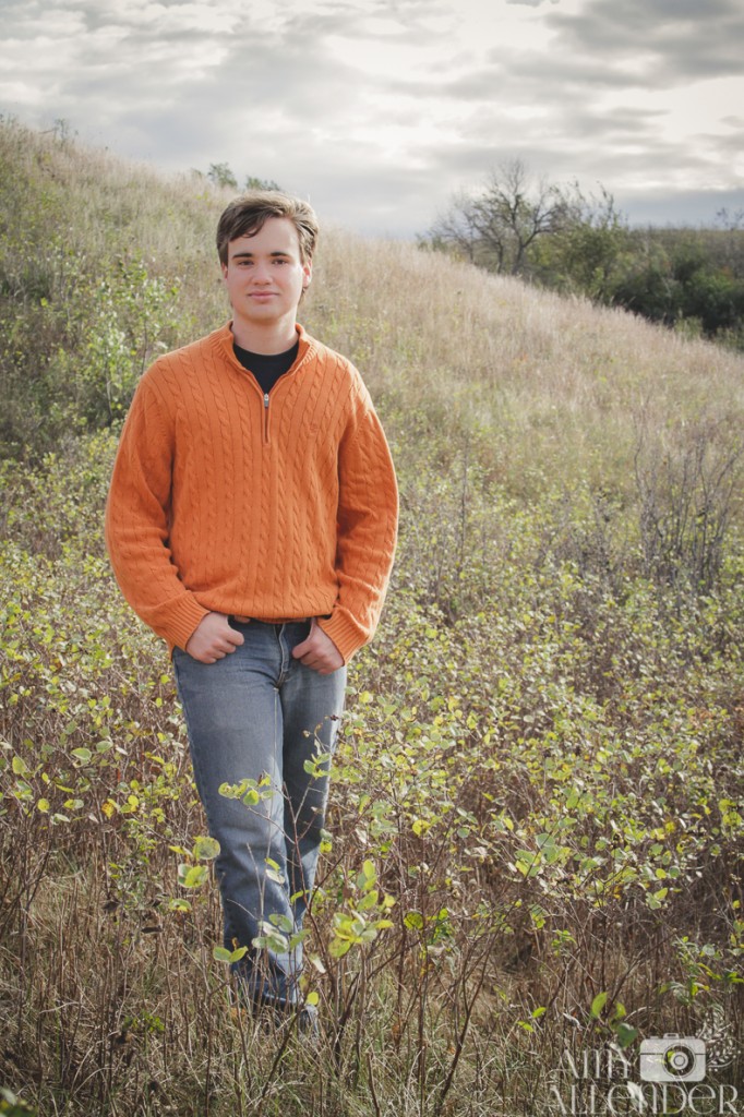 field senior portrait