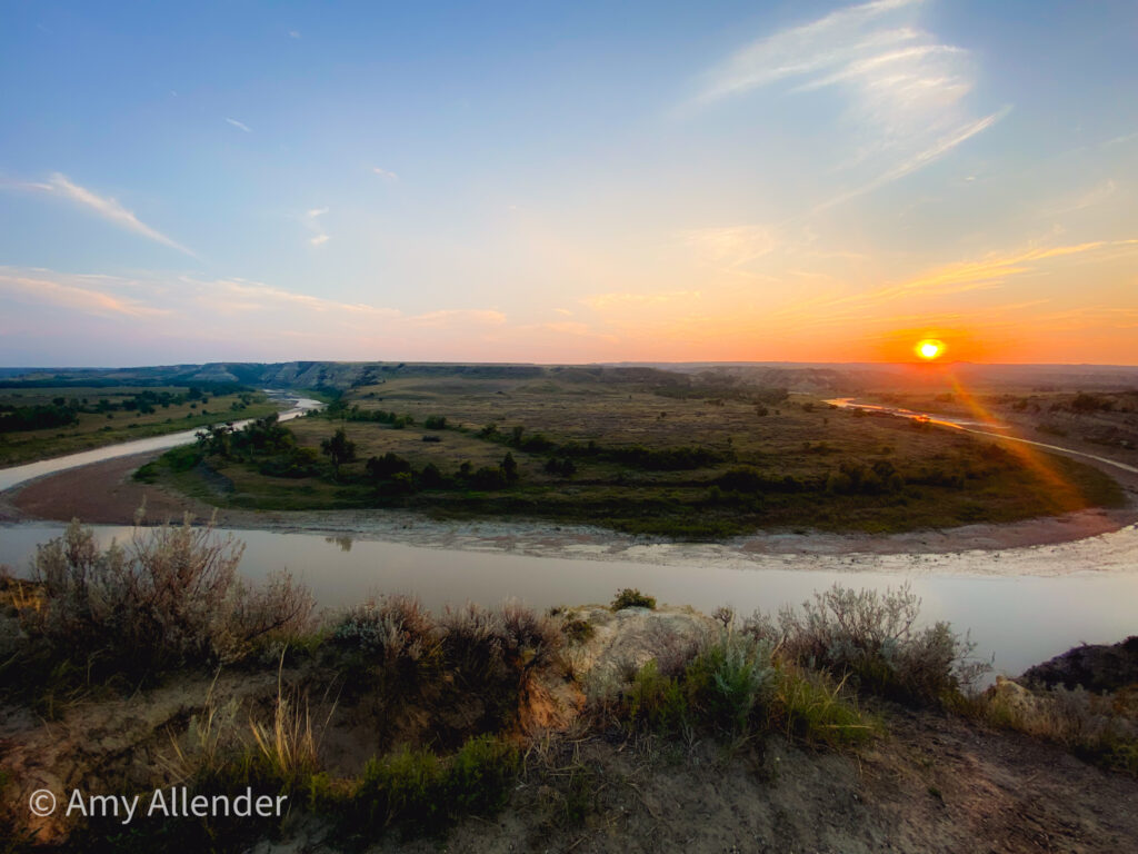 Complete Guide and Itinerary to Military Discounts in Medora